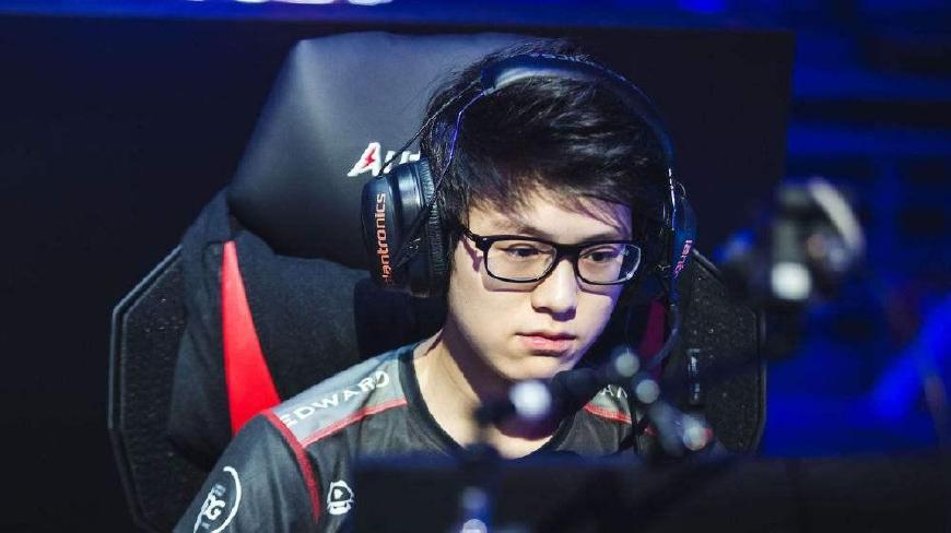 哈斯则在接 哈斯则在接