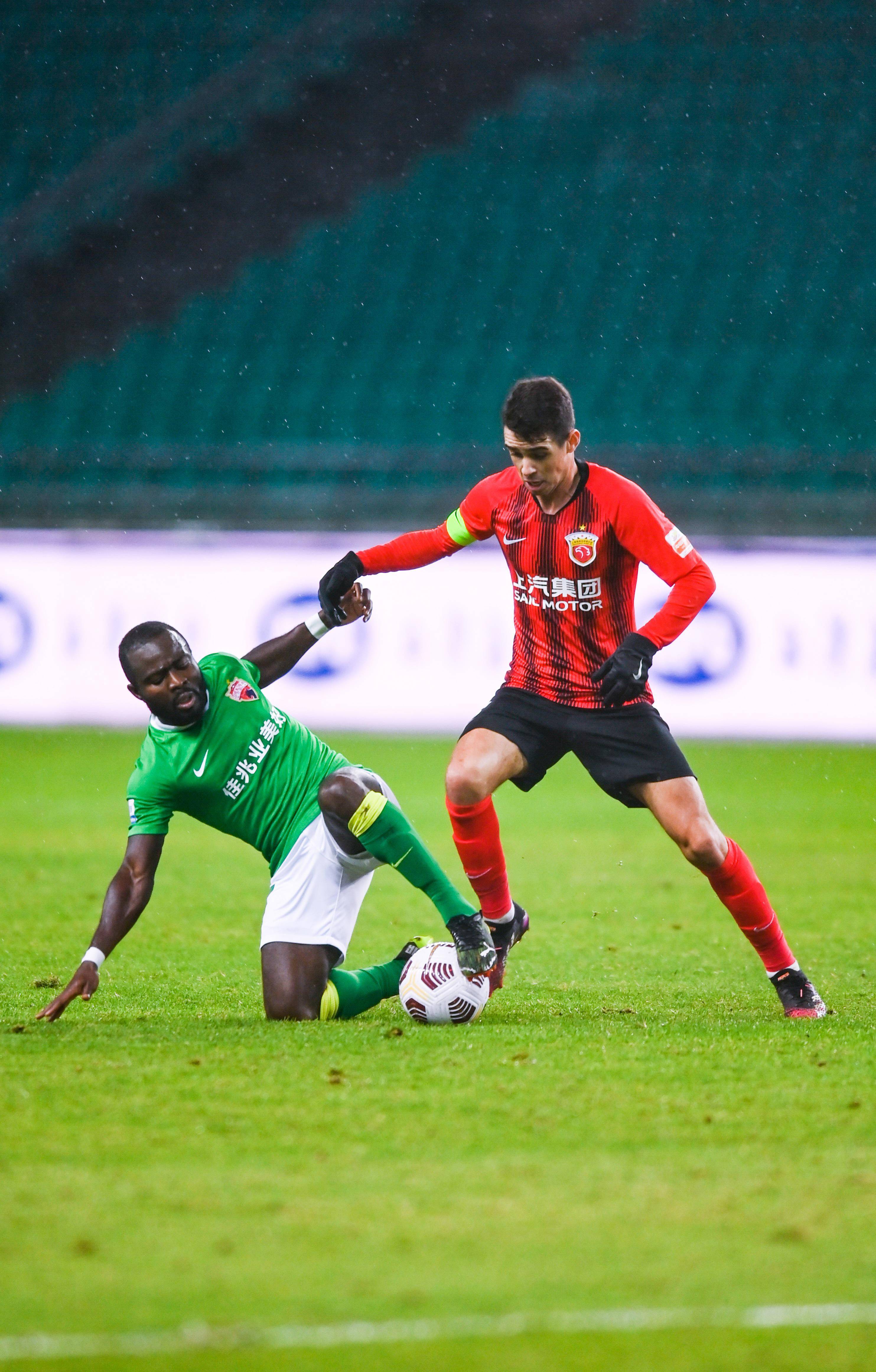 被进一步削 被进一步削