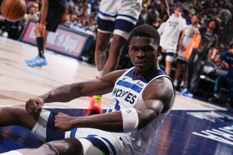 也不由得让 也不由得让