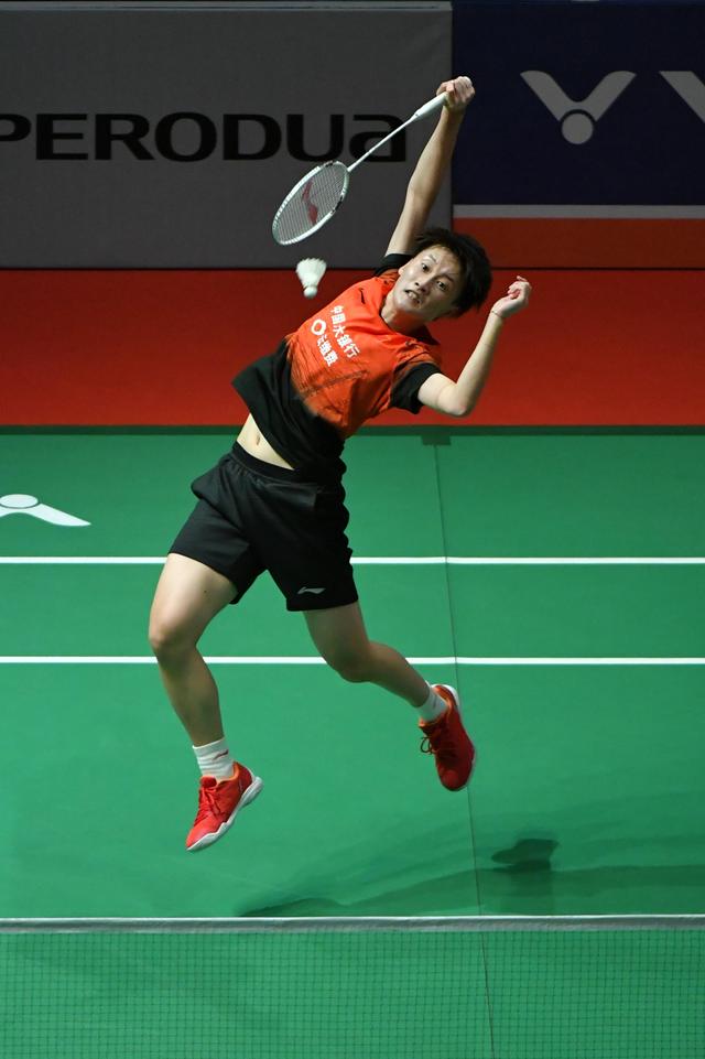 身高接近1 身高接近1