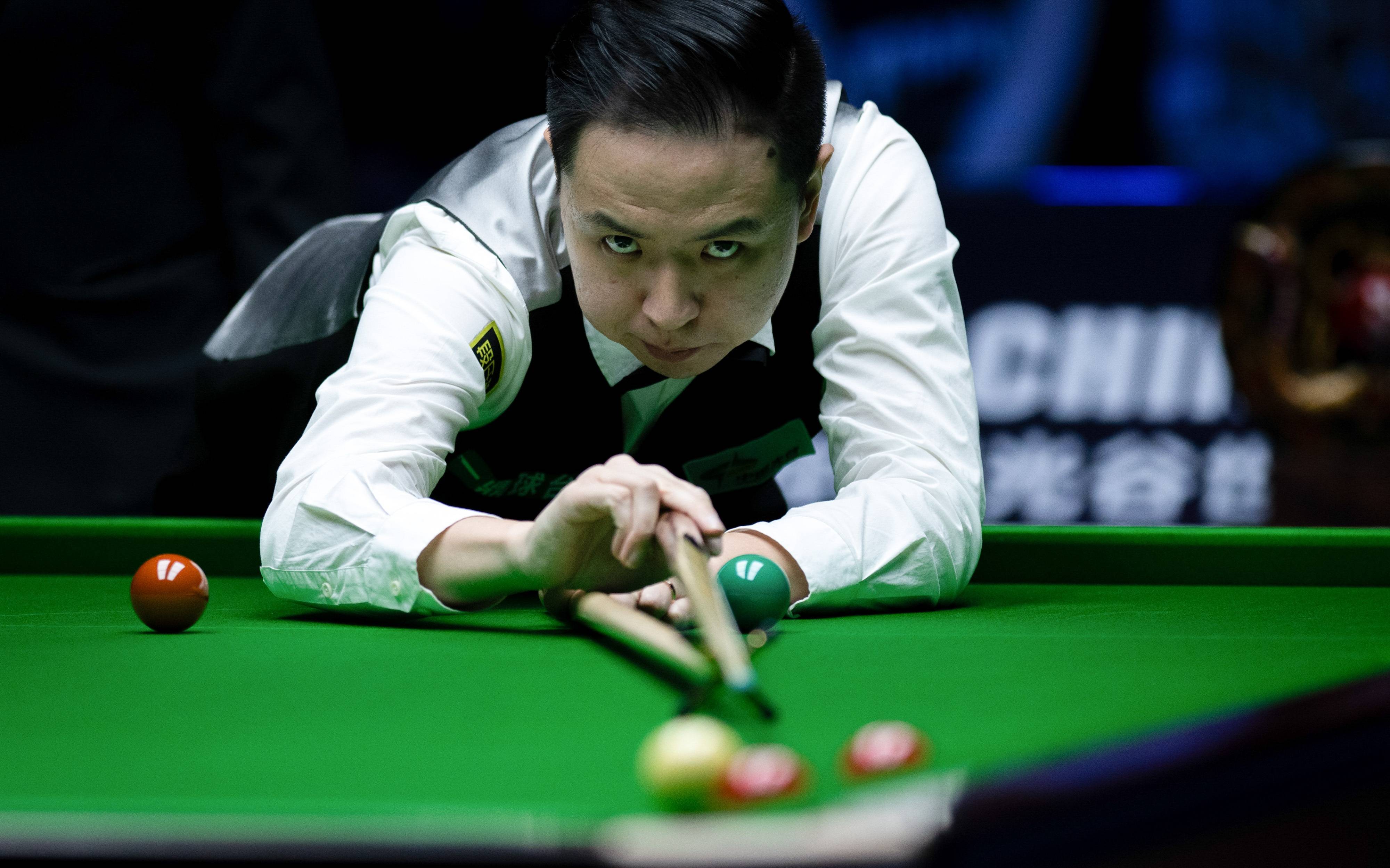 他用他的速 他用他的速