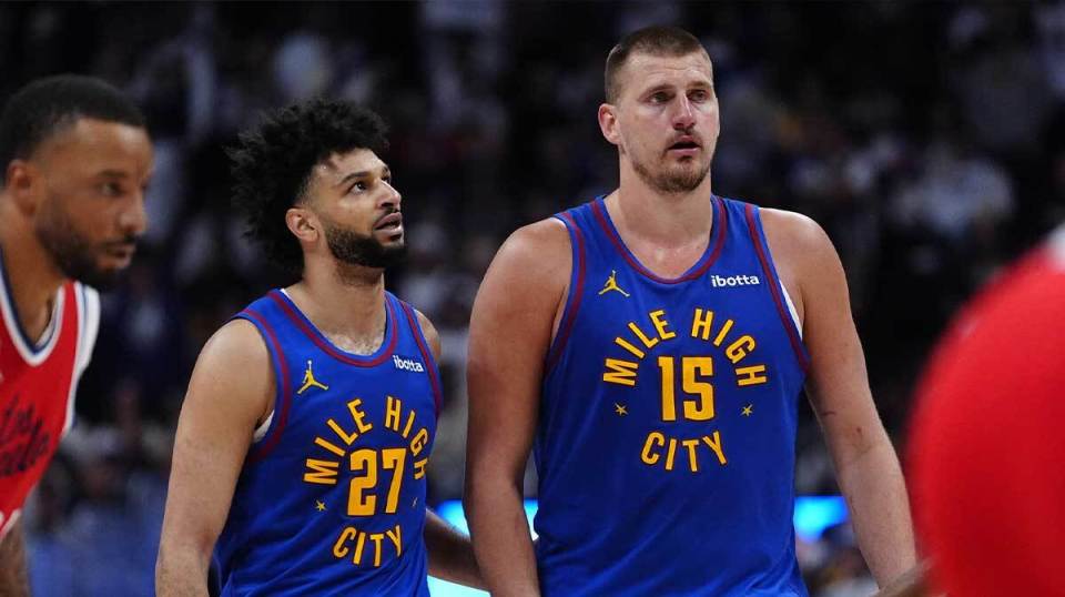 亚历山大 亚历山大